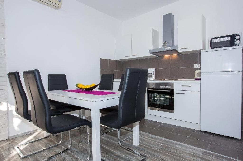 Apartments Villa Roza Mokošica Eksteriør billede